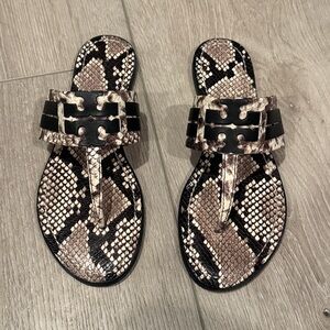 *BRAND NEW Tory Burch Leigh Snake Printer Leather Sandal Size 8